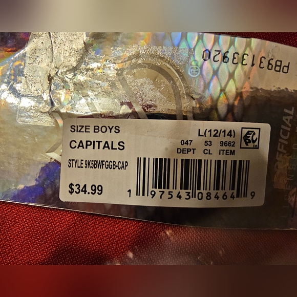 NWT Washington Capitals Hoodie. Size: L (12/14) - Picture 5 of 5